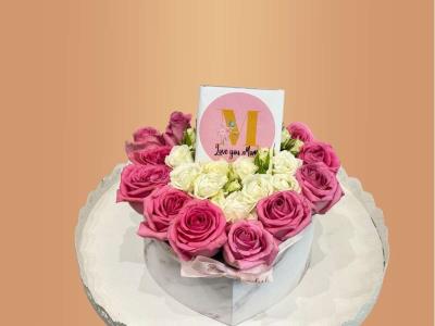 White & Pink Roses Heart Box